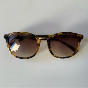 Elin Kling For Marciano Tortoise Sunglasses 52-20-135